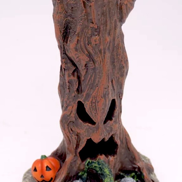 Mickey DISNEY Light Up Haunted House Lighted Tree Stump Halloween Village - Picture 5 of 13